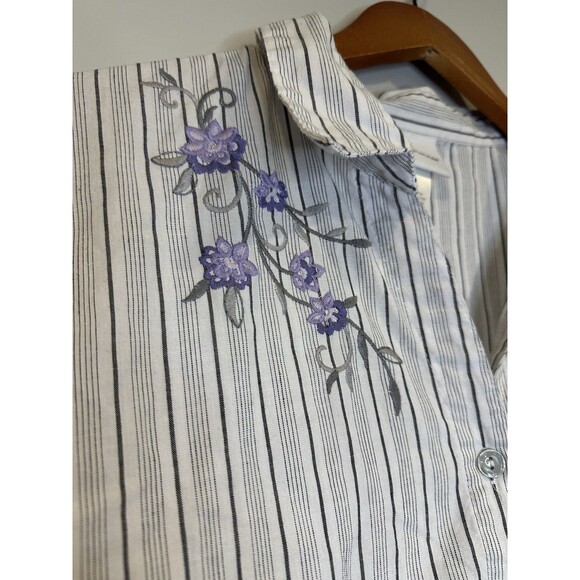 Alfred Dunner Women’s White Gray Striped Button Up Purple Flowers Sz XL - Picture 3 of 9